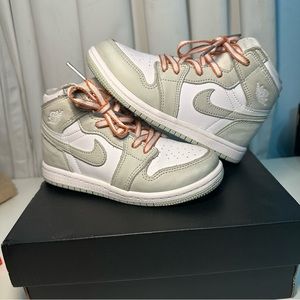 Toddlers Jordan 1 Seamfoam Size 10c